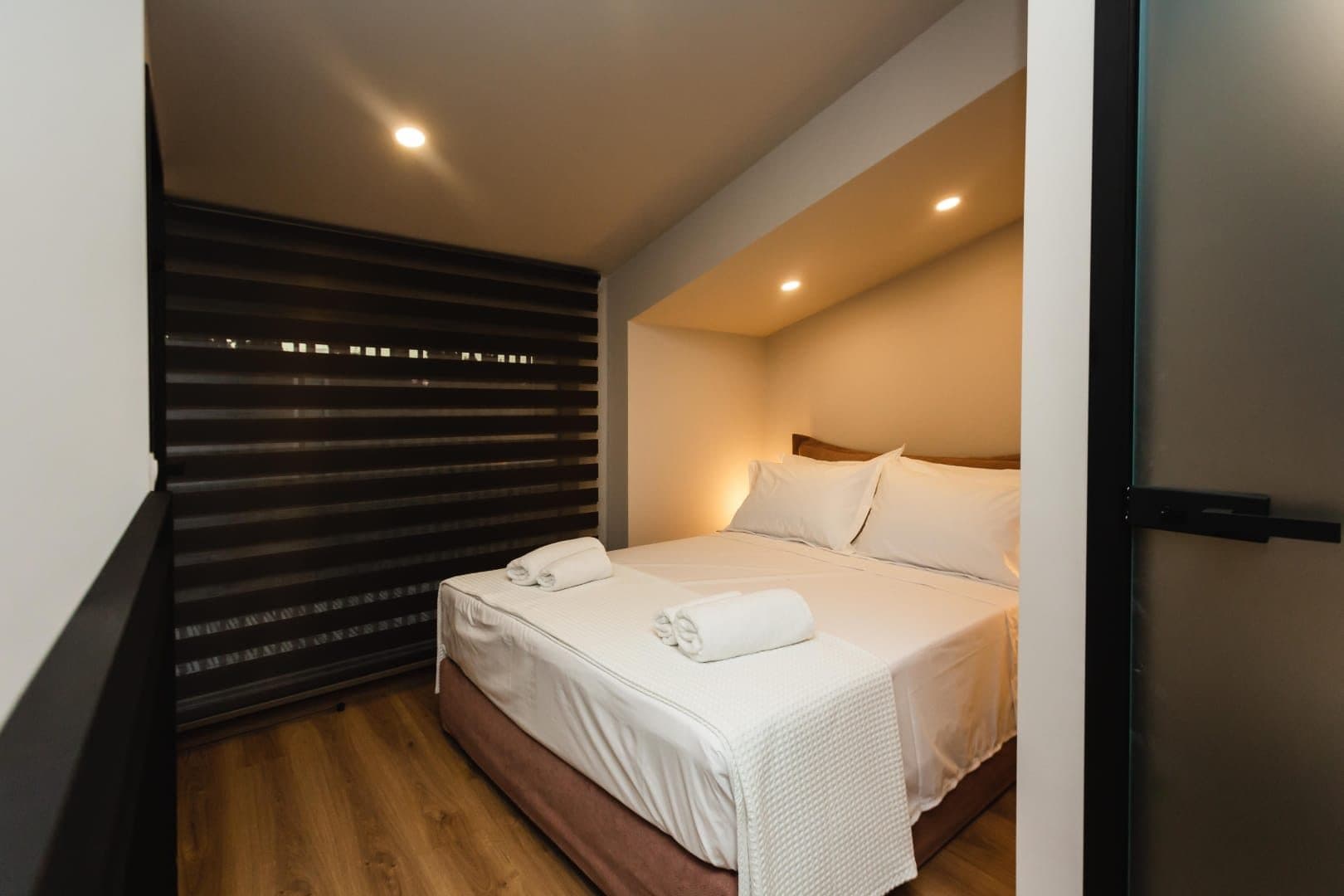 Designer Double Room, Polychrono – photo 6 of 20