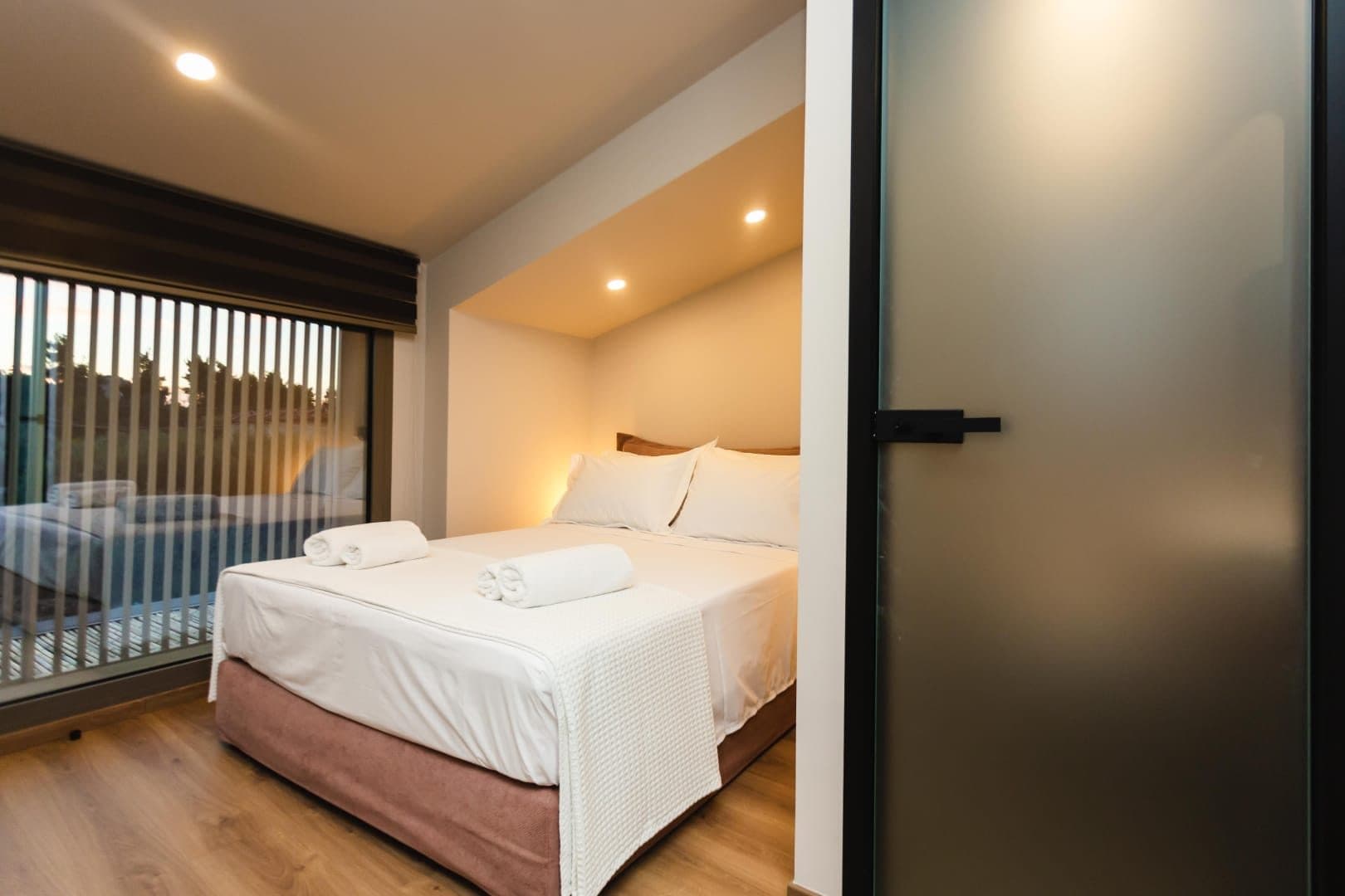 Designer Double Room, Polychrono – photo 10 of 20