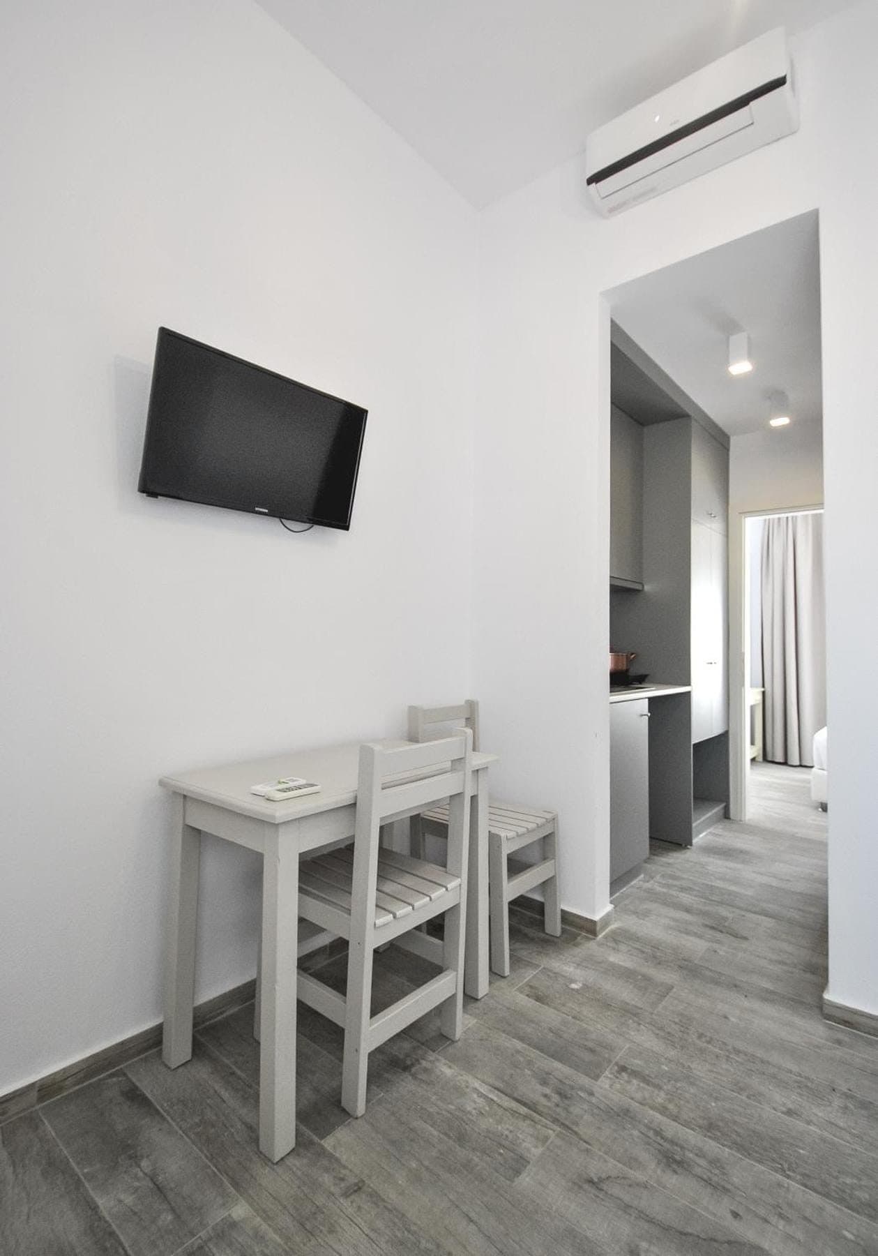 Deluxe Ground Floor Apartment, Polychrono – photo 4 of 11