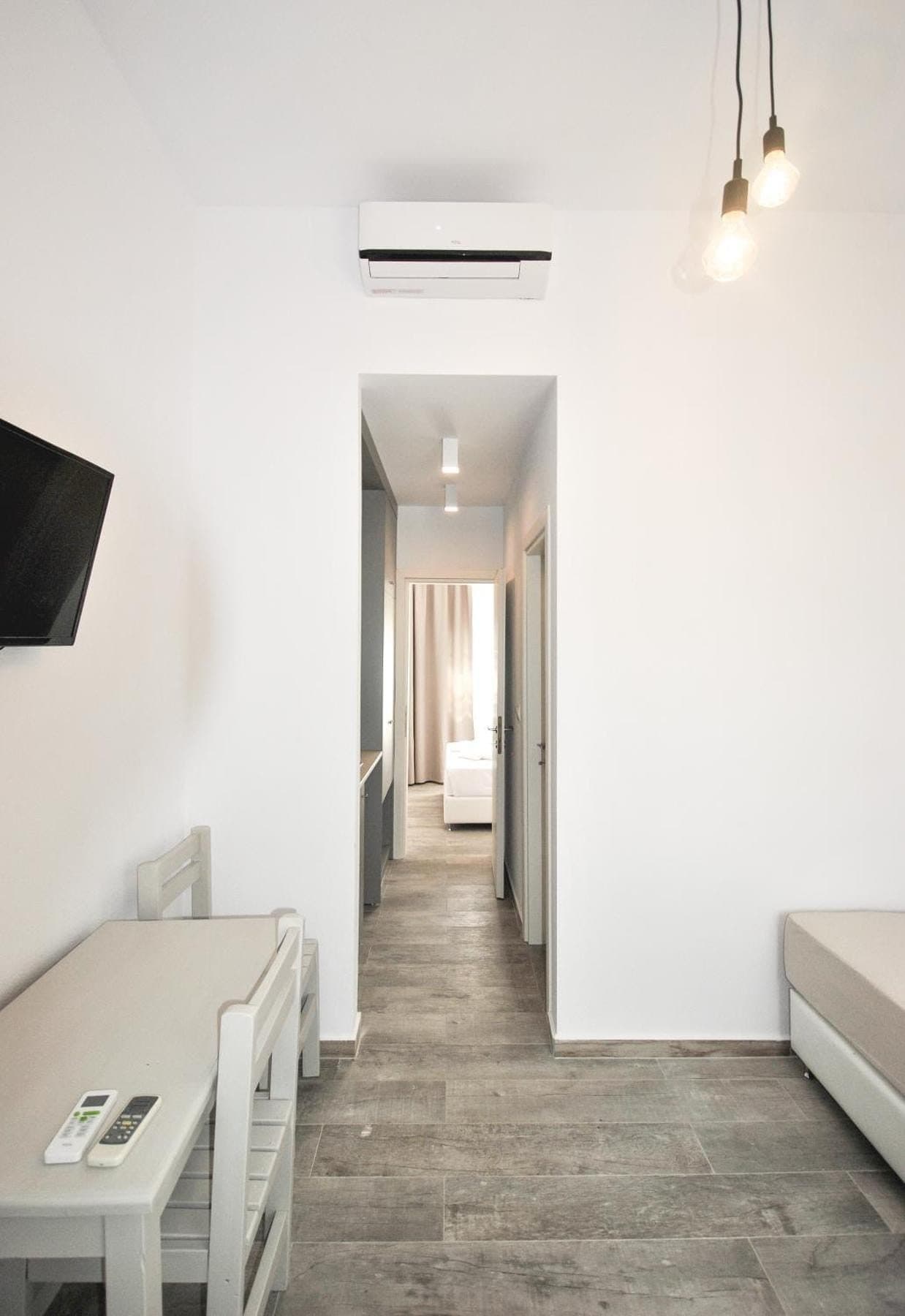 Deluxe Ground Floor Apartment, Polychrono – photo 3 of 11