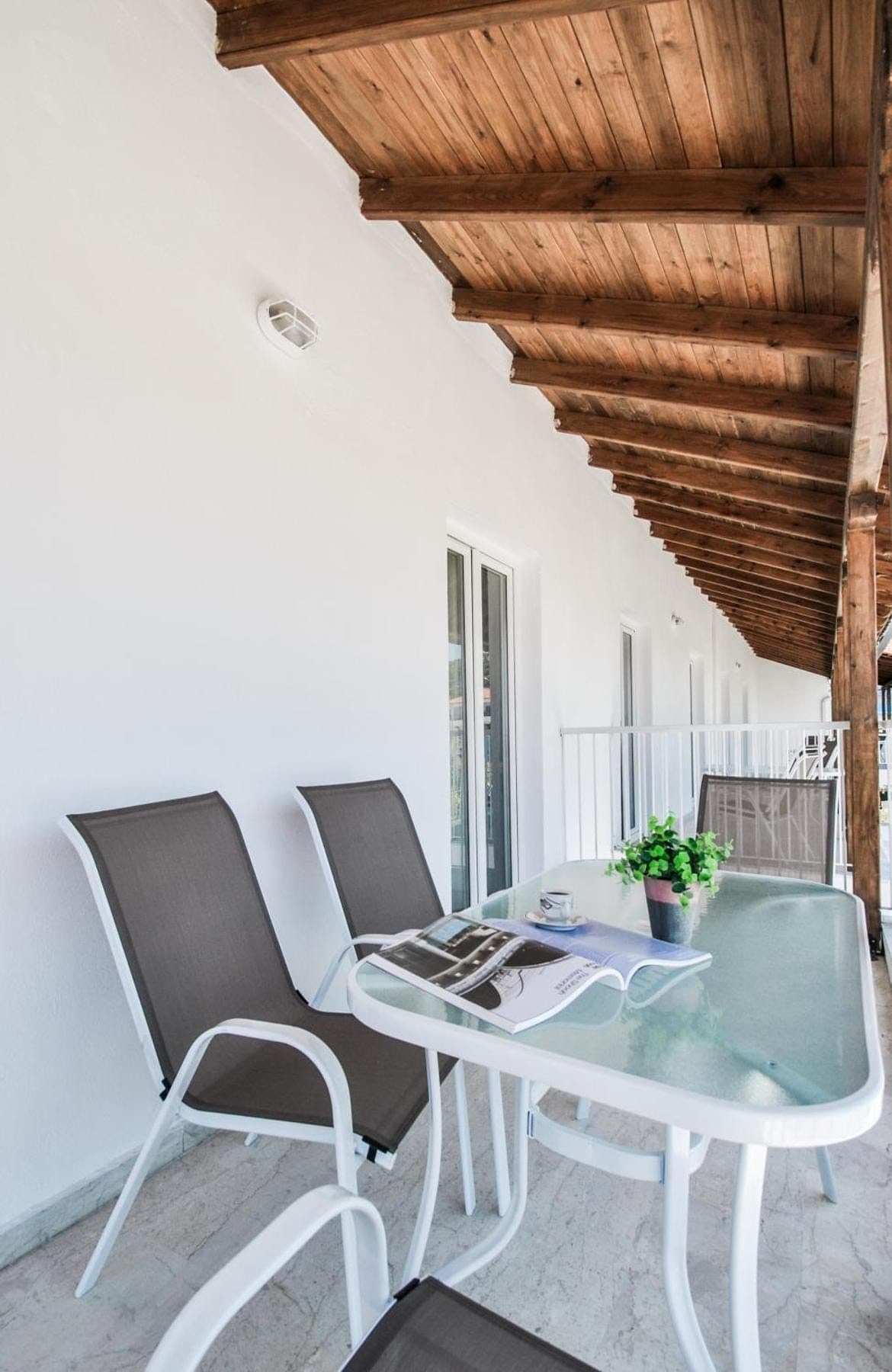 Superior Studio with Balcony, Polychrono – photo 7 of 10