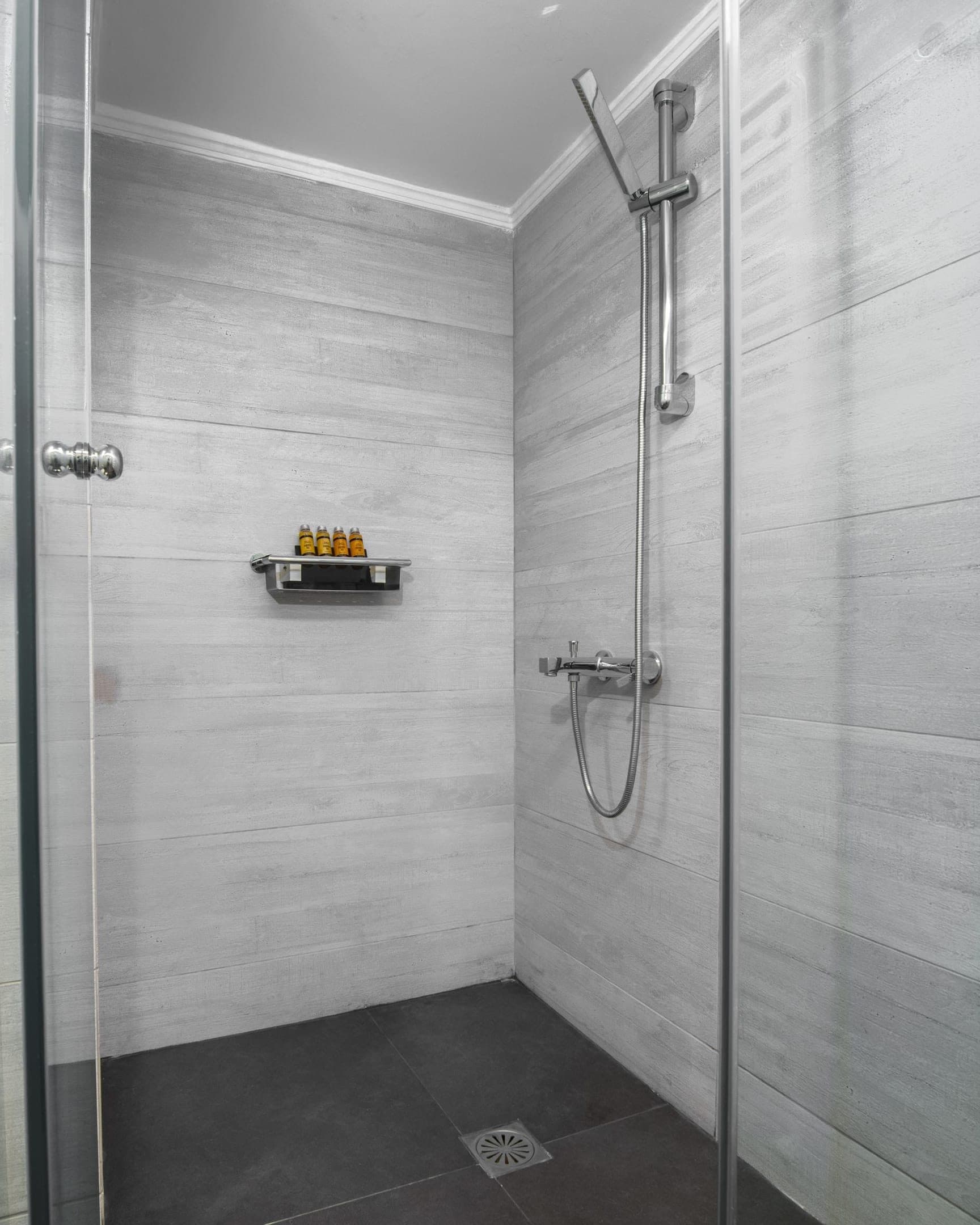 Acropolis Executive Suite, Athina – photo 16 of 41