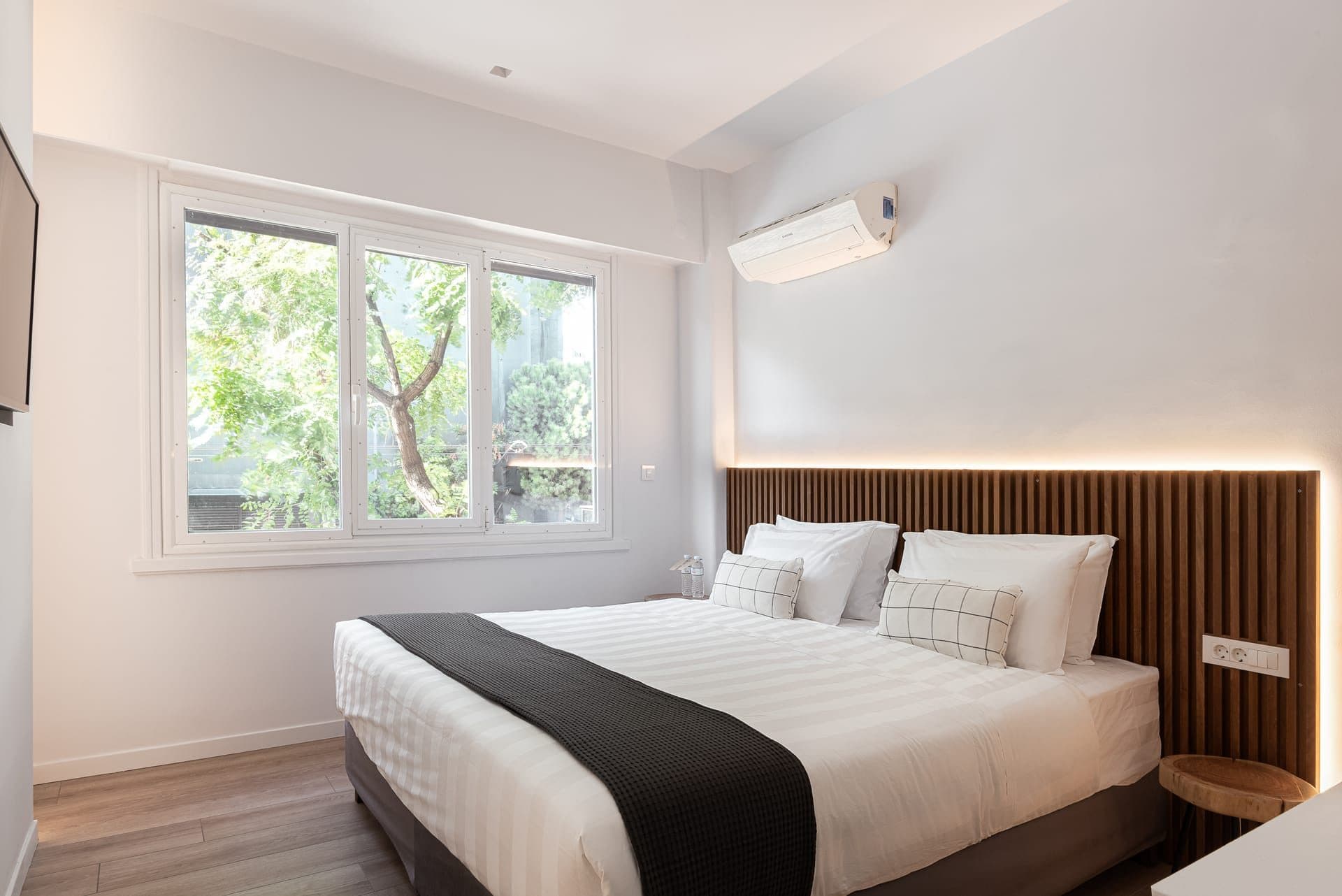 Acropolis Holmes Residence, Athina – photo 7 of 28