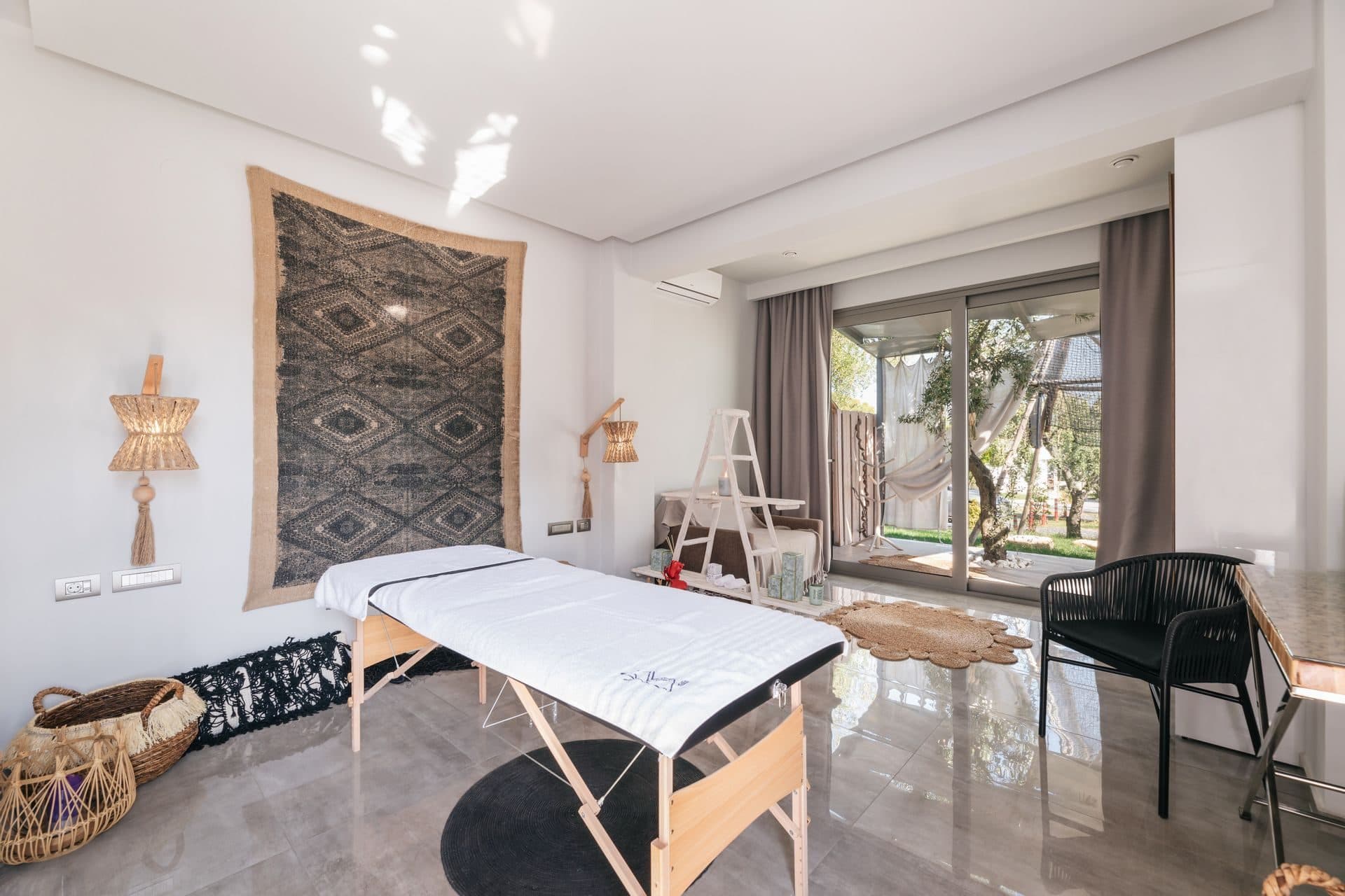 Blue Carpet Luxury Suites Halkidiki, Pefkochori – photo 10 of 28