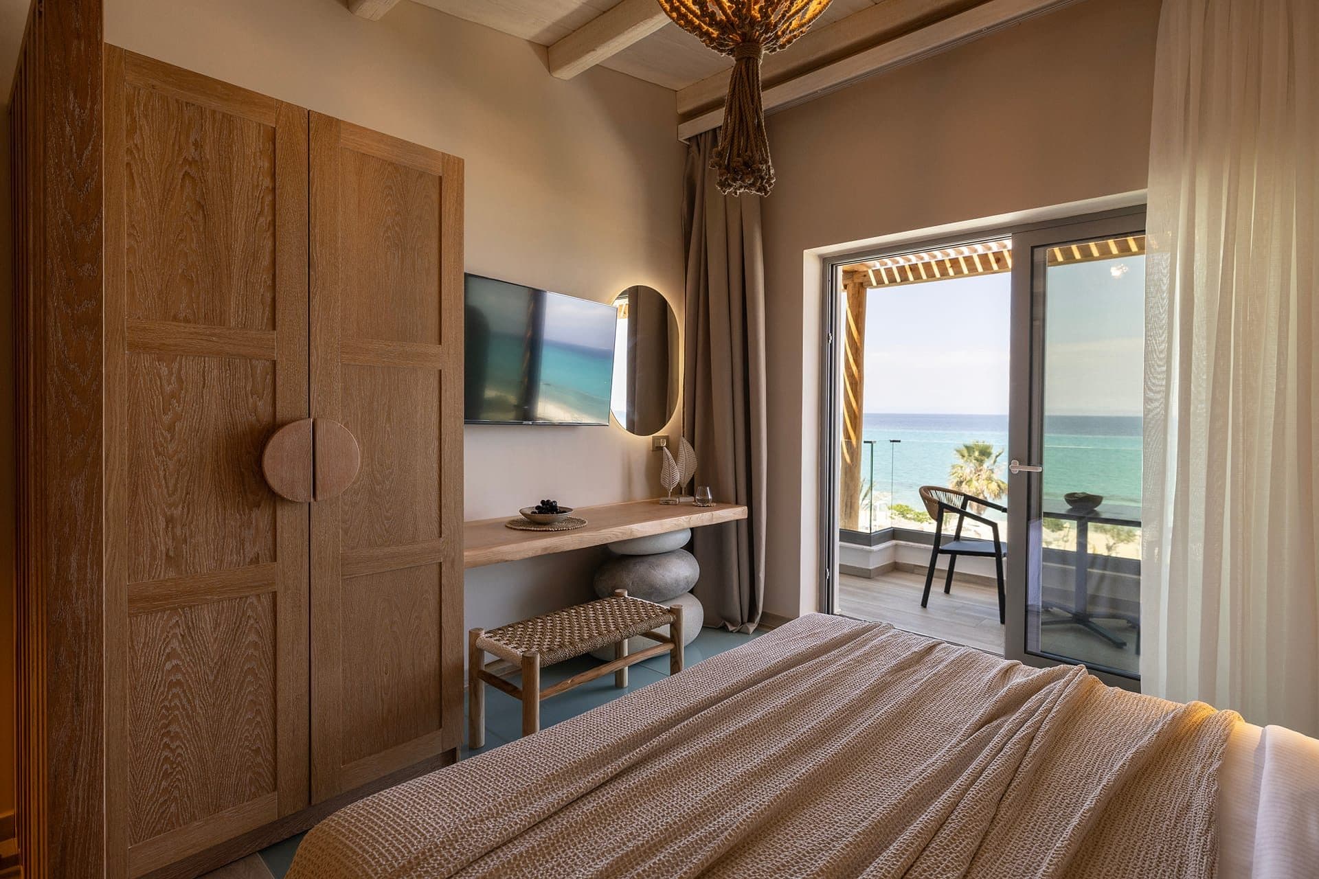 Mayasari Suite Sea View | Indoor Jacuzzi, Pefkohori – photo 5 of 13