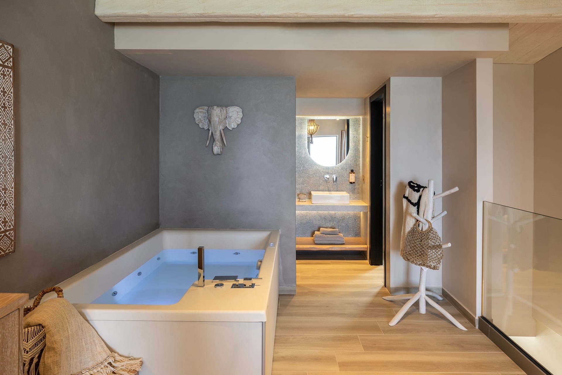 Mayasari Suite Sea View | Indoor Jacuzzi, Pefkohori – photo 6 of 13