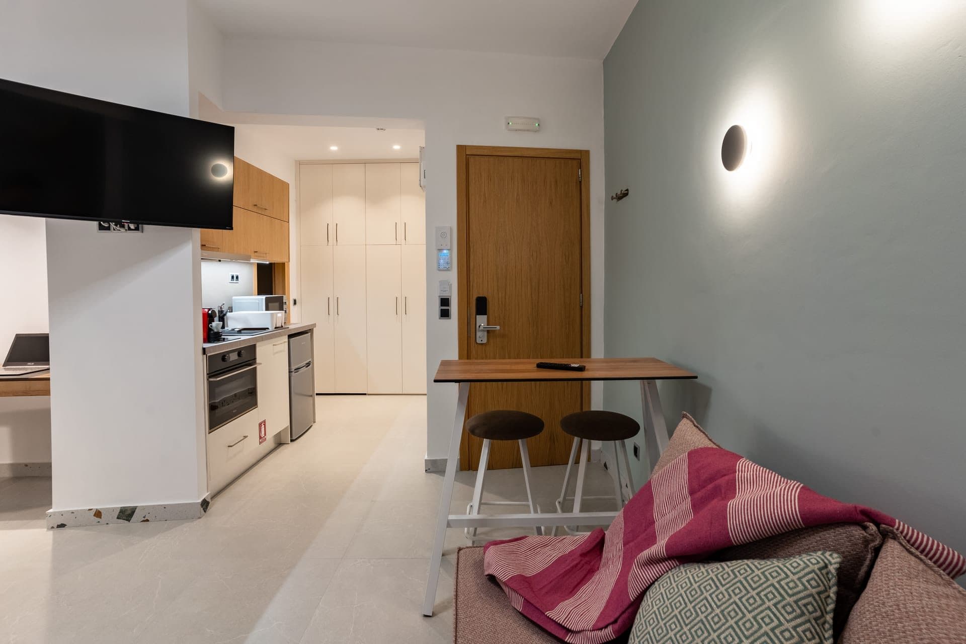 Deluxe Apartment Urban, Iraklio – photo 1 of 20