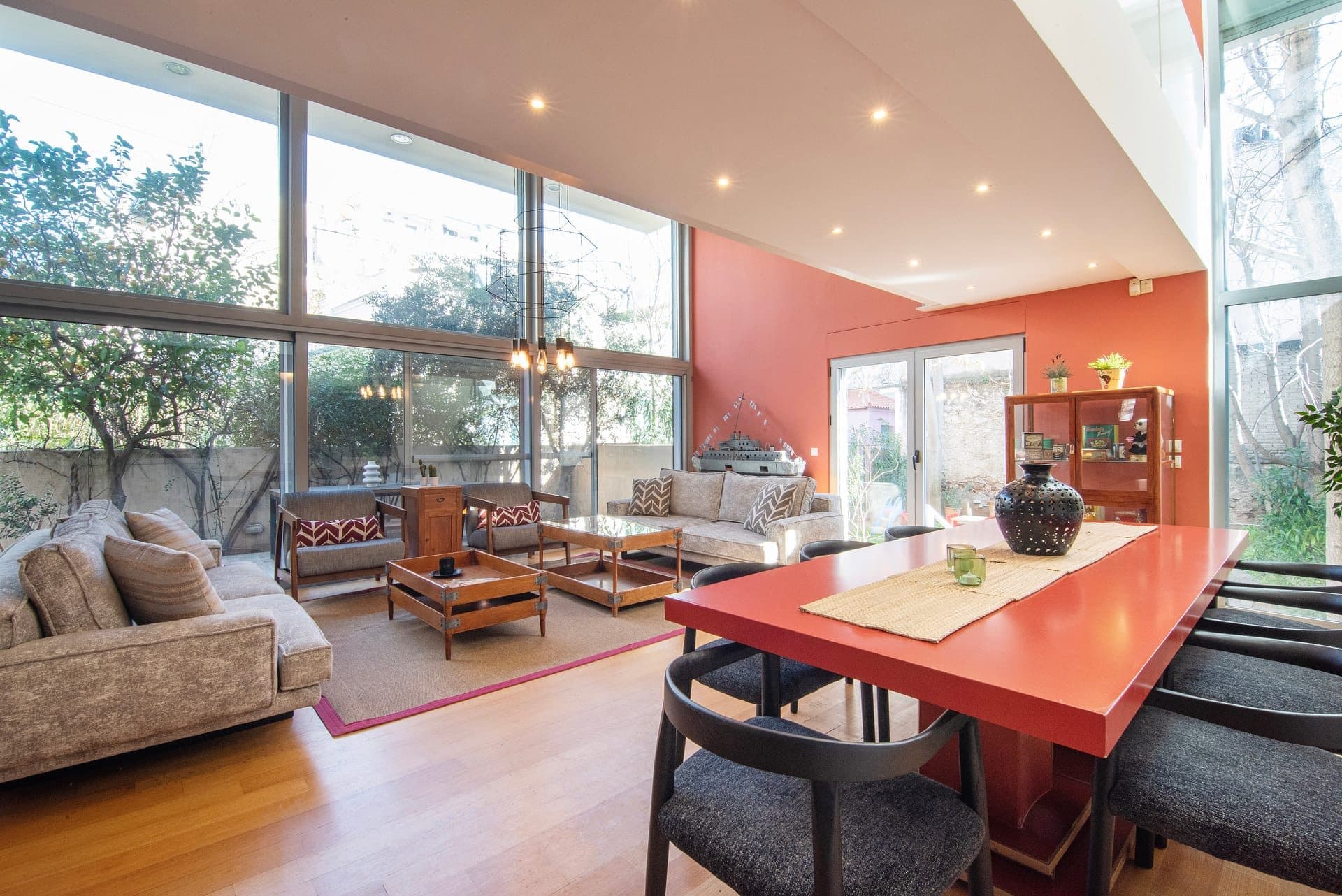 Villa Amaryllis Keramikos, Athina – photo 1 of 48