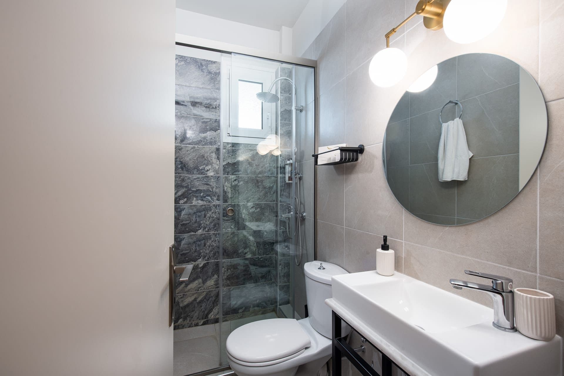 Superior Room, Paralia – photo 2 of 5