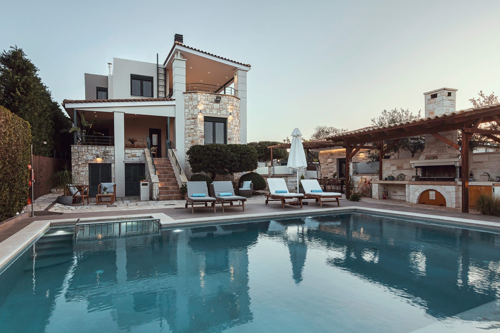 Antonia Blue Villa, Mournies – photo 1 of 72