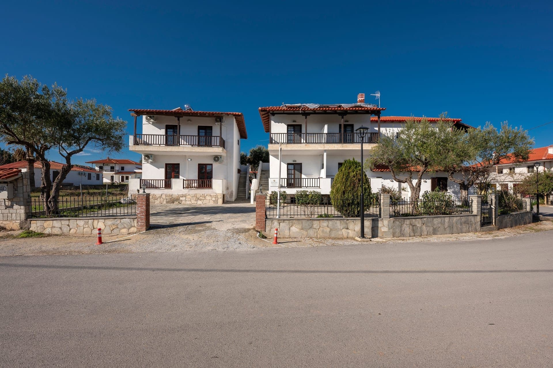 Eleon Suites & Apartments Halkidiki, Afytos – photo 2 of 13