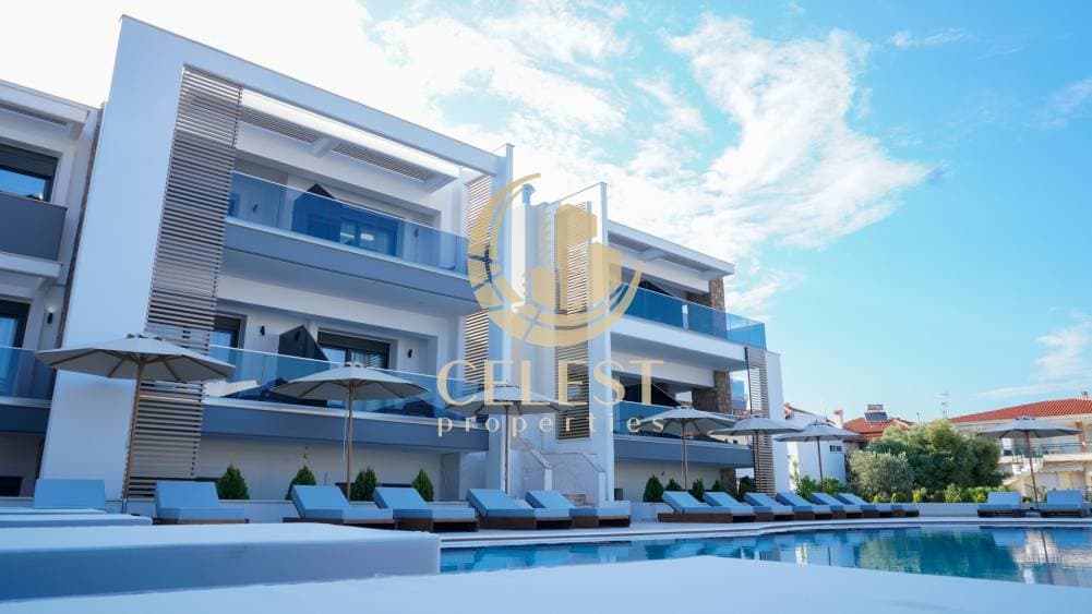 25-Room Hotel for Sale in Pefkochori, Halkidiki