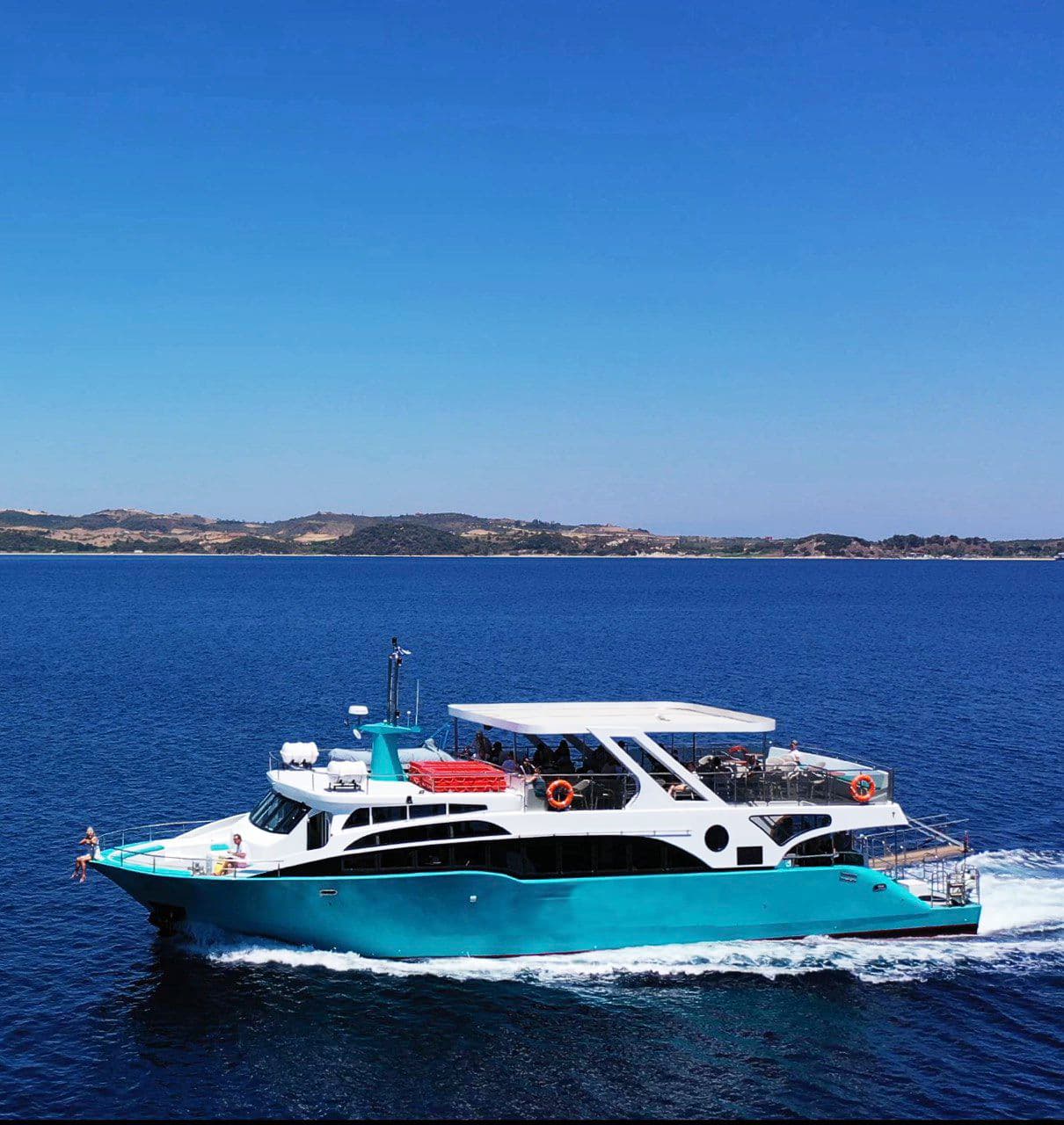 Glass Bottom Cruise 25mt