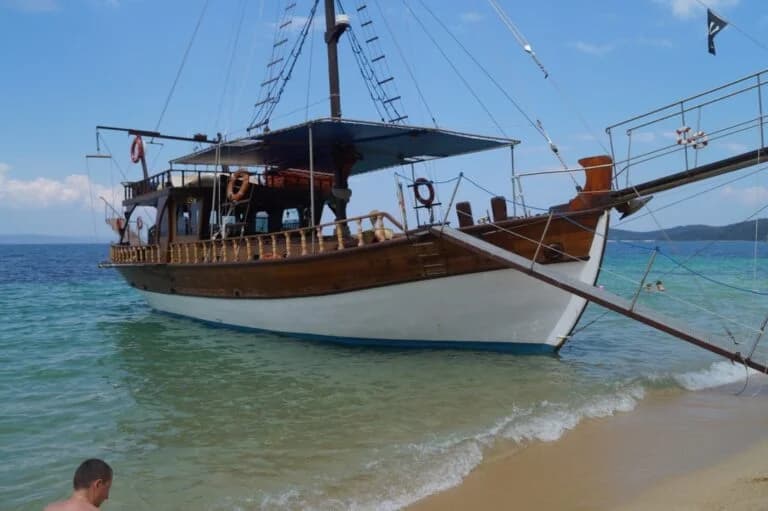 Pirate Ship Sithonia - 7 hours (75-90 guests)